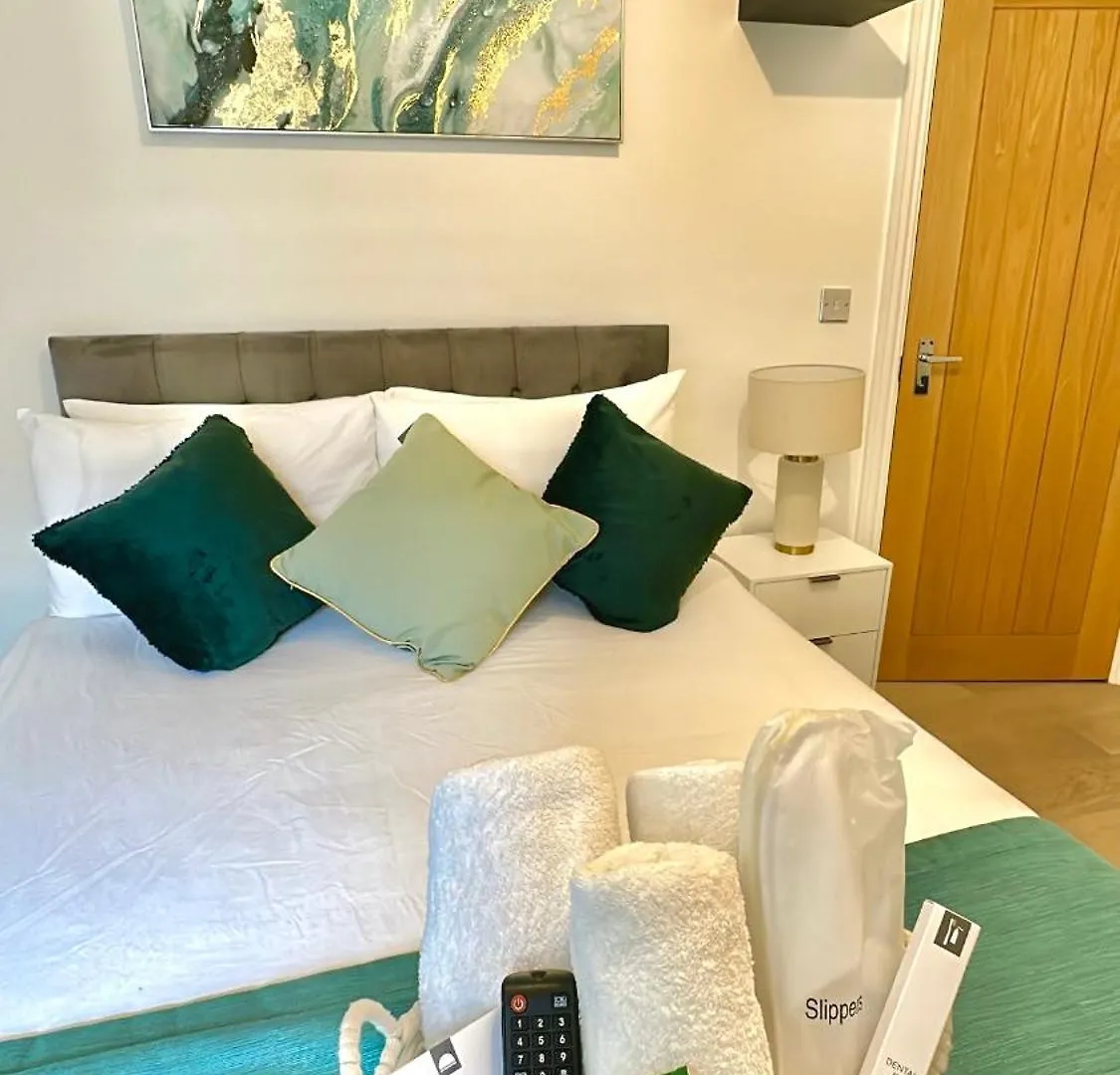 Homestay The Green Luxe En-Suite In Stratford London